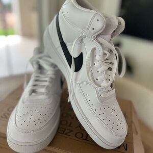 Nike court vision mid nn NWT